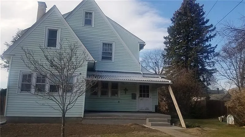 341 Vernon St photo 1