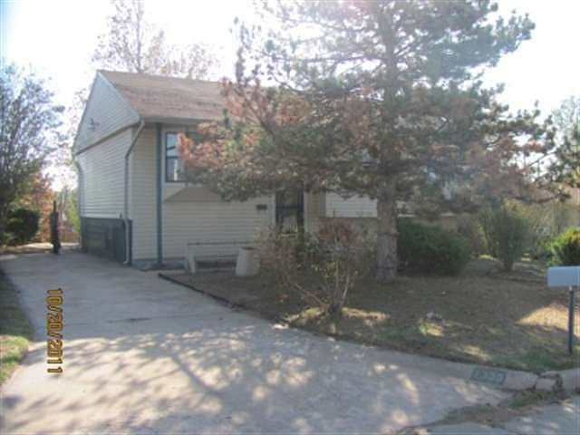 1st image of 2333 NW 41st St
