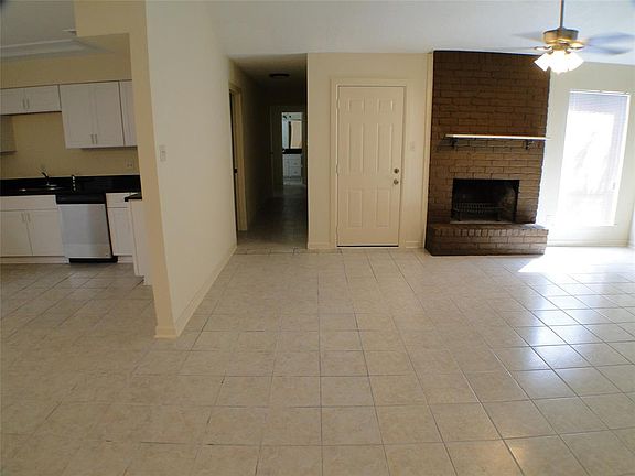 3rd image of 16023 Birch Vale Dr
