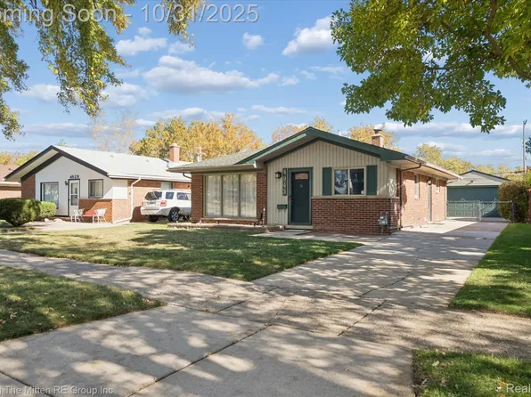 4943 Pardee Ave, Dearborn Heights, MI 48125