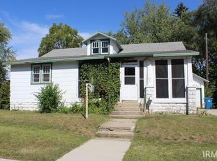 103 E Water St, Knox, IN 46534