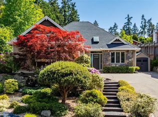 174 Sunningdale Rd E, Qualicum Beach, BC V9K 1L1