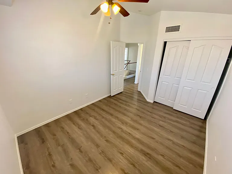 12637 W Cambridge Ave — Photo 32