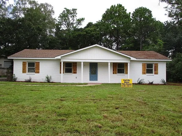 5050 Woodmere St, Mobile, AL 36693