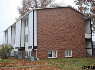 4611 Huntington Ave, Lincoln, NE 68504