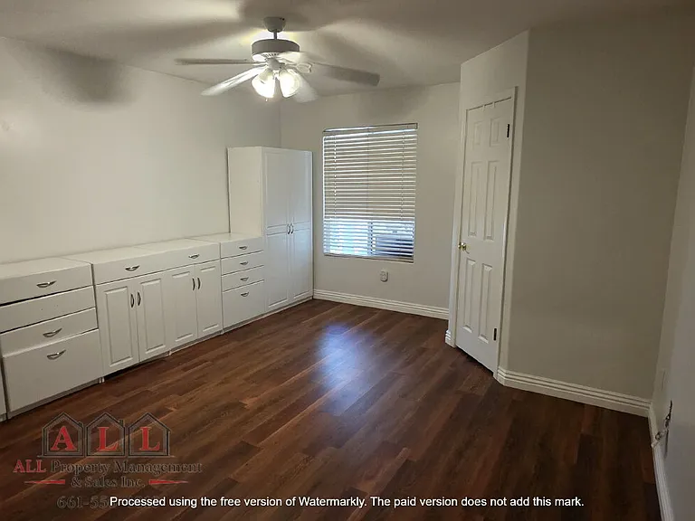 10500 Attleboro Ave — Photo 23
