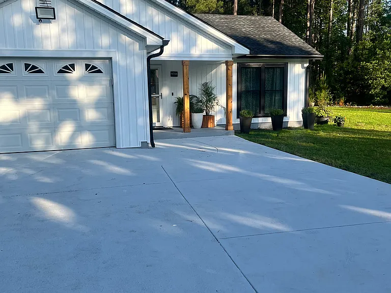 9708 Ali Ct — Photo 1