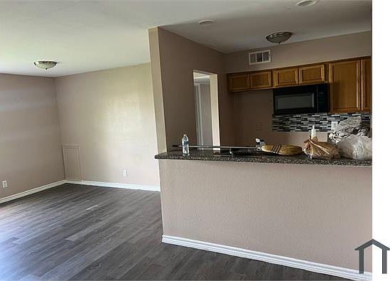 2nd image of 610 Ferry Rd #27