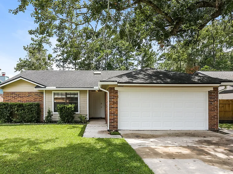 1552 Shearwater Dr — Photo 1