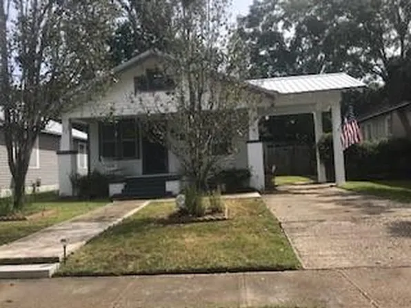 107 Macy Pl, Mobile, AL 36604