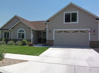 1383 Elges Ave, Gardnerville, NV 89410