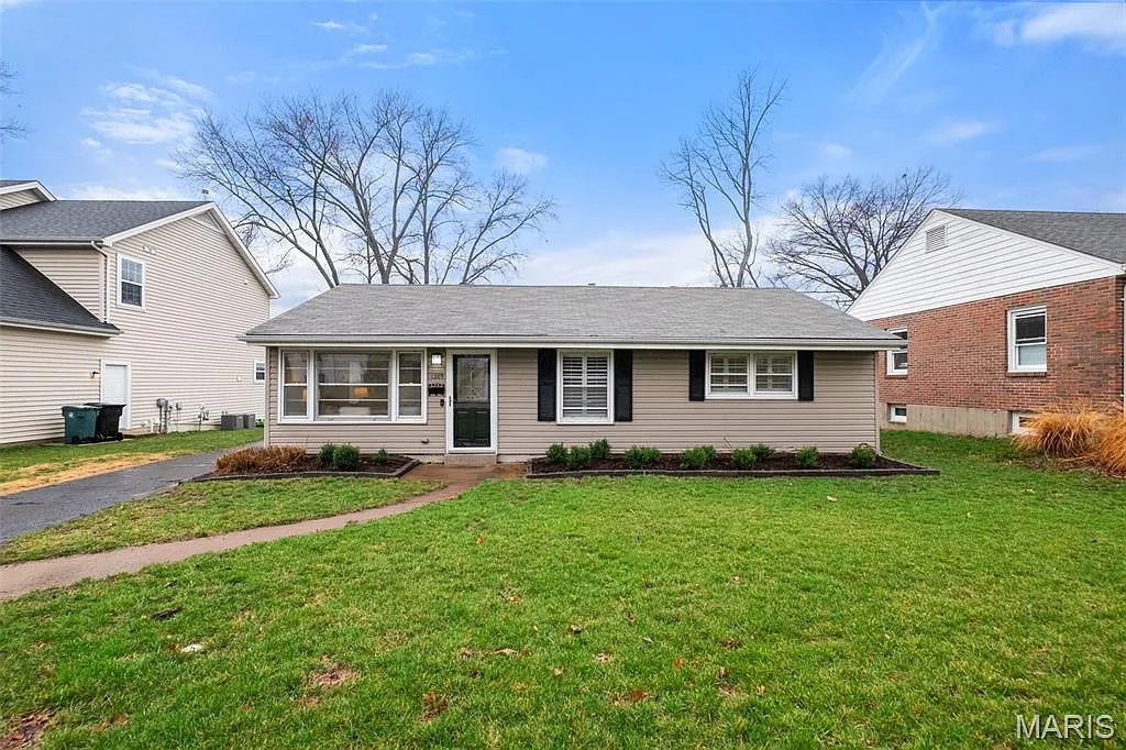 1209 Missouri Ave photo 1