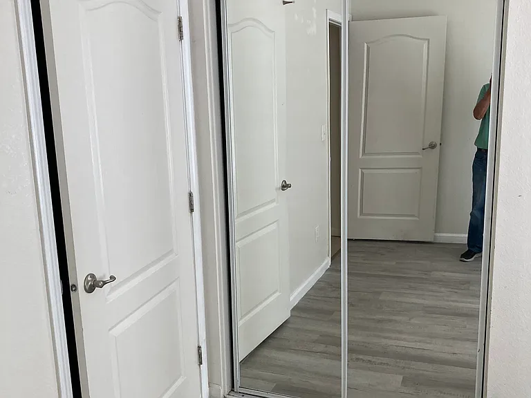 3008 S Sallee Ct #3006 — Photo 8