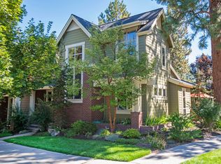 2551 NW Crossing Dr, Bend, OR 97703