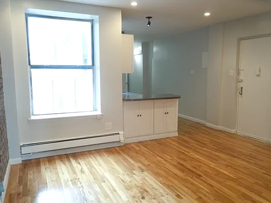 Rented by Next Door Realty NYC | media 30