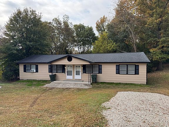 2nd image of 3019 Millstone Dr