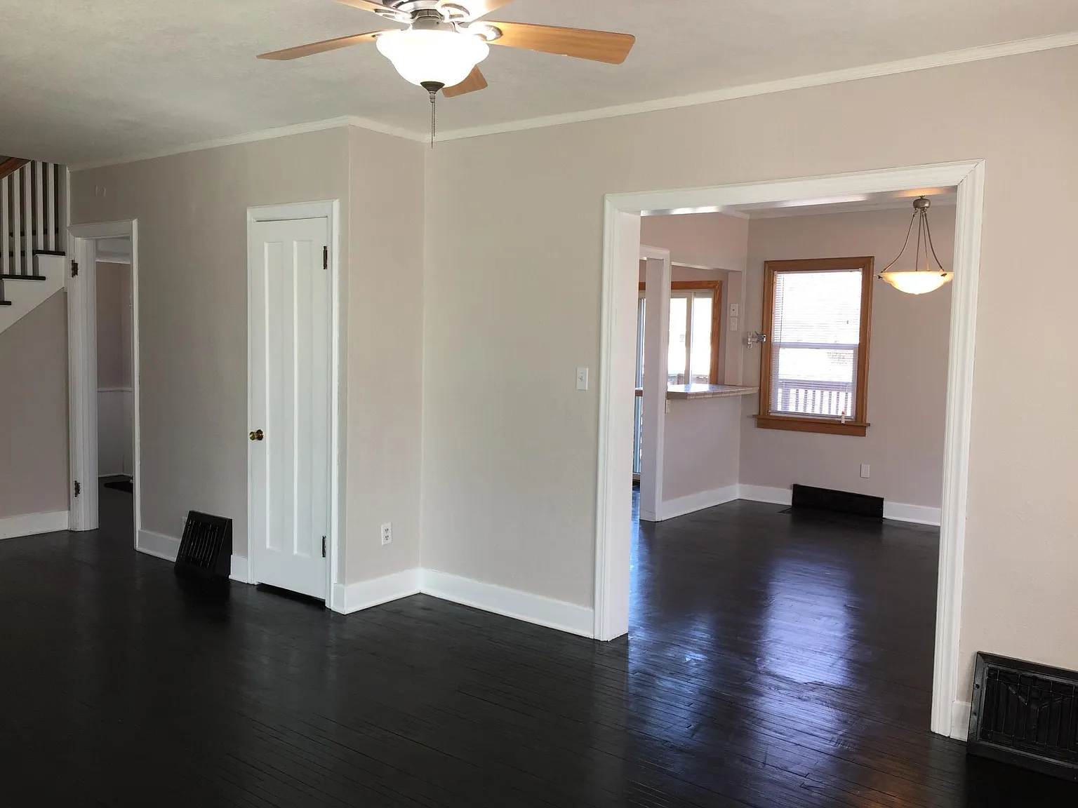 3 bed, 2.5 bath, 2000 sqft, $1,650 — Photo 3
