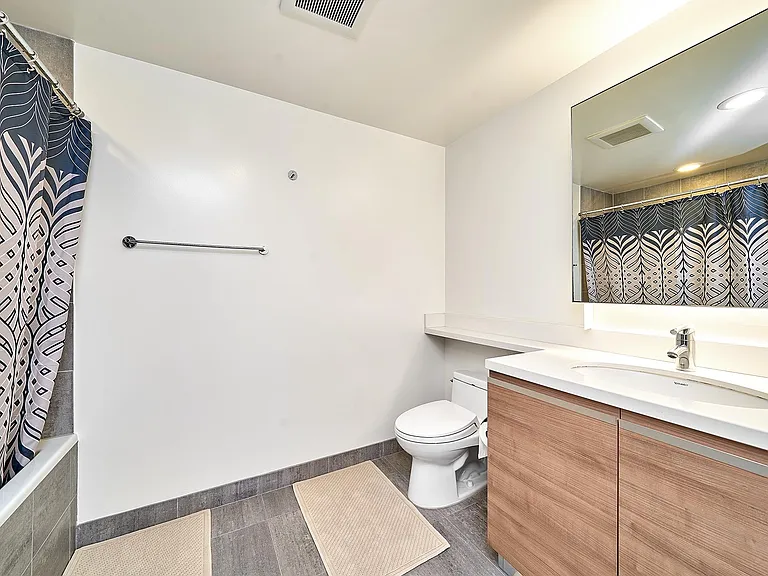 3785 Wilshire Blvd #704 — Photo 14