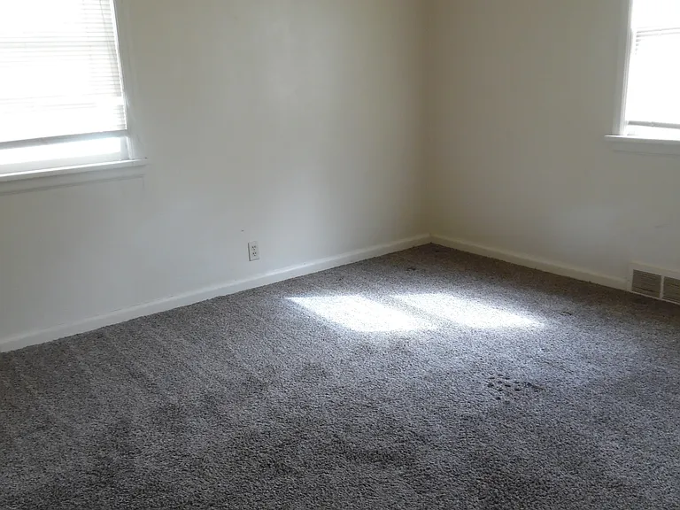 1719 Albion Ave #1 — Photo 5