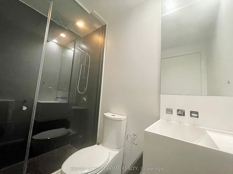 1 Bloor St E #1809 — Photo 25