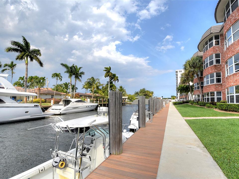 1st image of 3111 NE 51st Street #405c