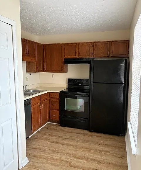 1055 N Buckman St #11 — Photo 7