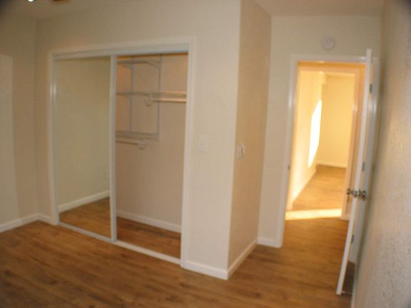 4th image of 3573 N E St