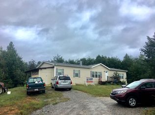 350 Stewart Wilson Rd, Tellico Plains, TN 37385