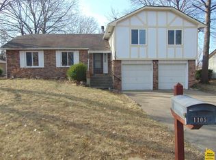 1105 Douglas Ln, Sedalia, MO 65301
