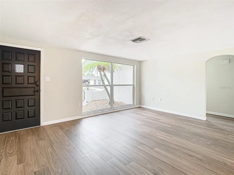 7414 Rockwood Dr — Photo 17