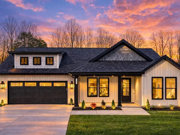 534 Dillon St, Chesnee, SC 29323