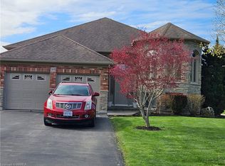 48 Willowdale Cres, Norfolk County, ON N0A 1N5