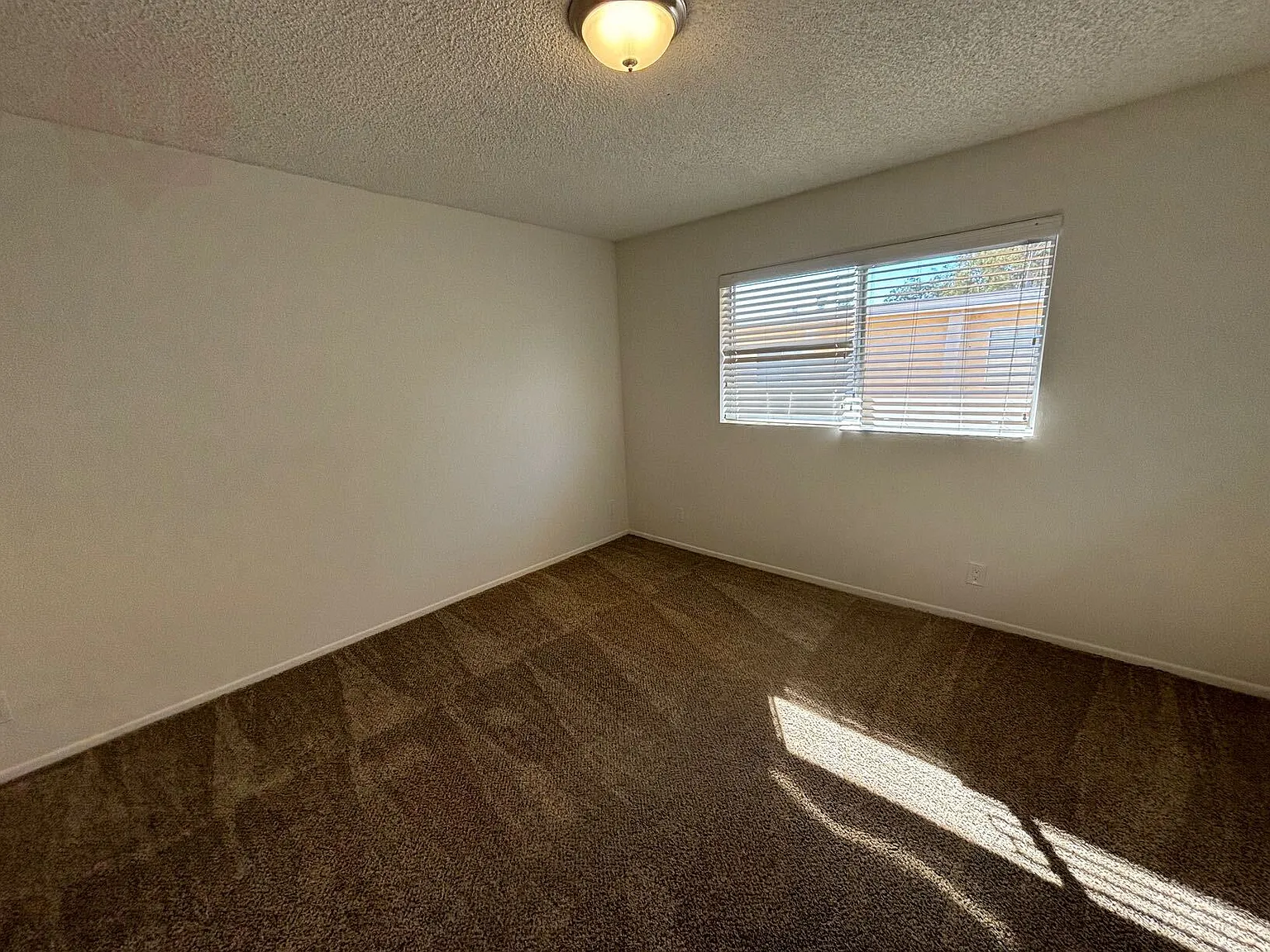 1 bed, $2,550 — Photo 4