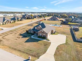 150 Austen Dr, Hudson Oaks, TX 76087