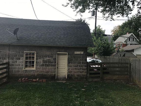 Garage and off street parking