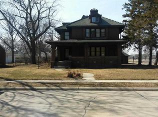 26831 W Park St, Roseville, MI 48066