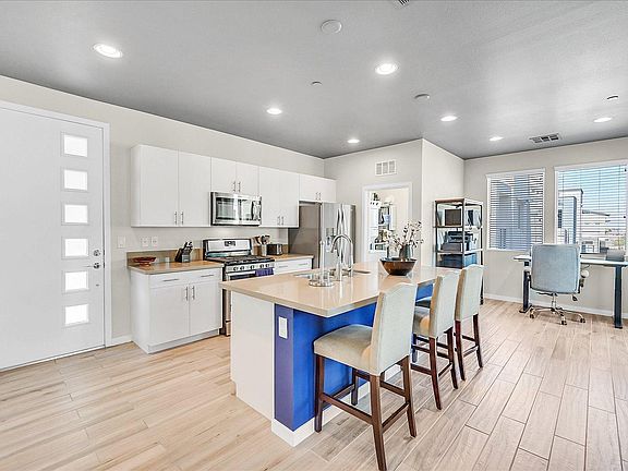 2nd image of 11256 Rainbow Peak Ave #305
