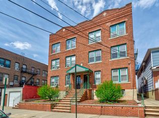 103 W 49th St APT 5, Bayonne, NJ 07002