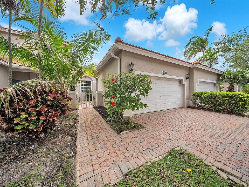 1st image of 2851 E Aragon Boulevard #5