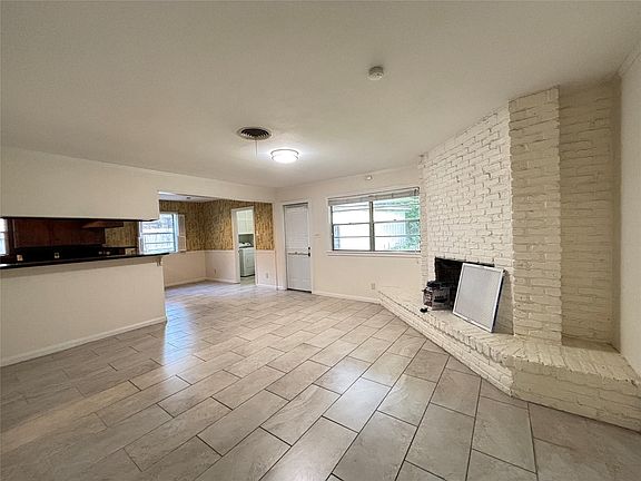 3rd image of 12342 Barryknoll Ln