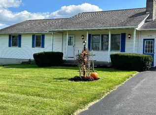 6294 Island Rd, Cicero, NY 13039