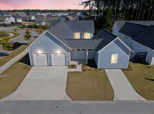 800 Smooth Stone Aly, Summerville, SC 29486