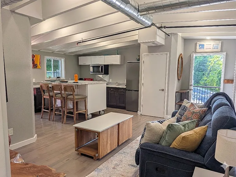 165 Abeel St #3 — Photo 9