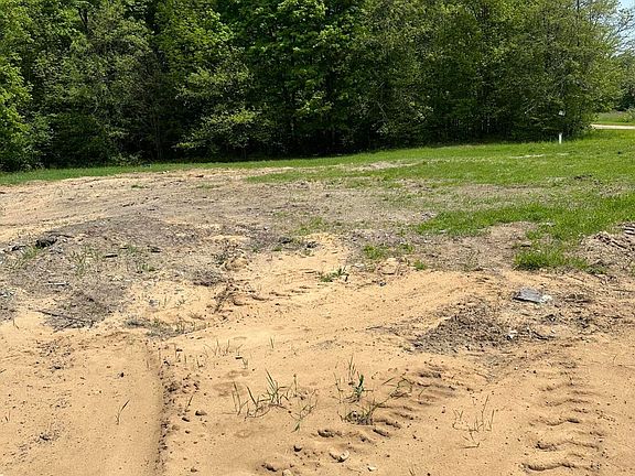 2nd image of 4202 County Road 427