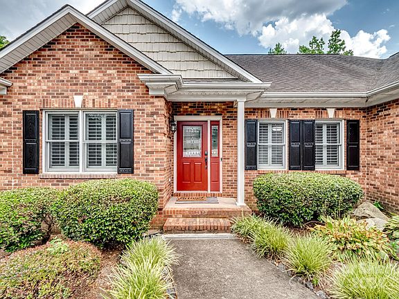3rd image of 7304 Drury Ln