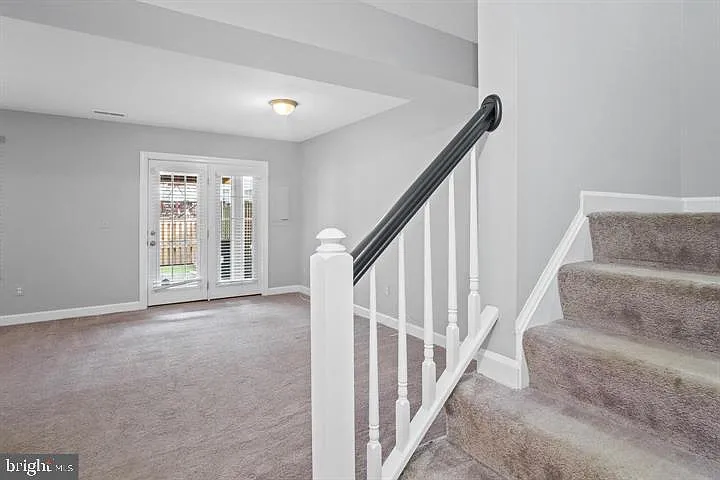 7439 Heatherfield Ln — Photo 23
