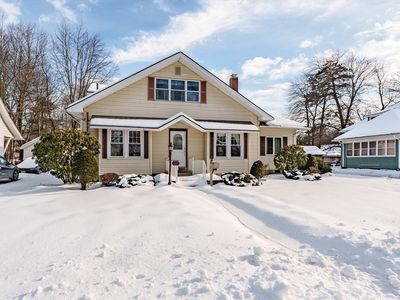 363 Tremont St, Springfield, MA, 01104