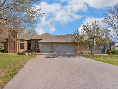 6249 W Farm Rd 94, Springfield, MO, 65803