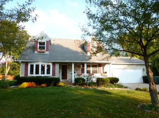 1071 Belle Plaine Ave, Gurnee, IL 60031