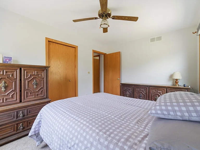 5700 W M 36 — Photo 34